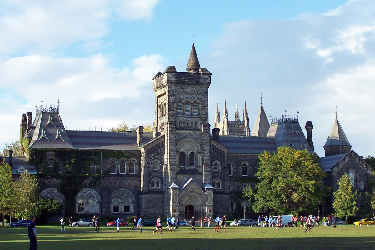 Đại học Toronto Canada