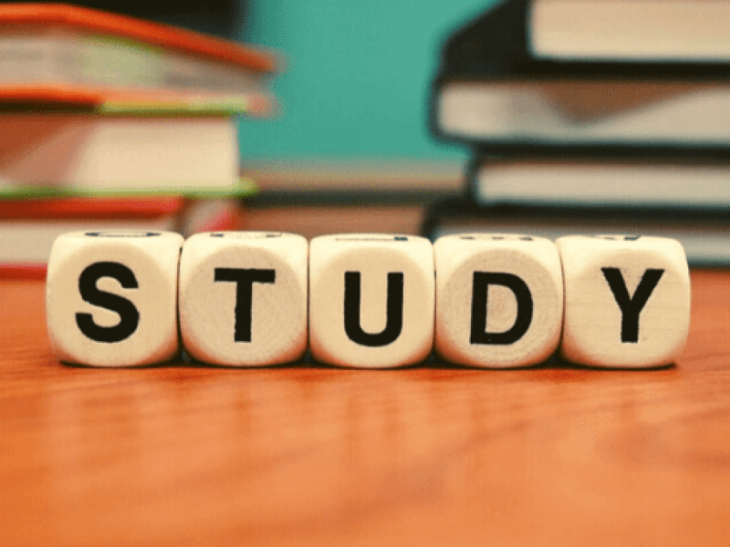 Learning about study trong tiếng anh là gì and how to improve your studying skills