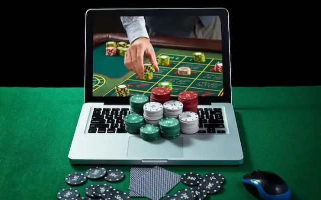 So sánh trang casino trực tuyến uy tín và lừa đảo
